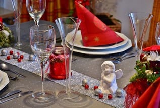 Erster weihnachtstag pixabay table 1930862 1280 medium
