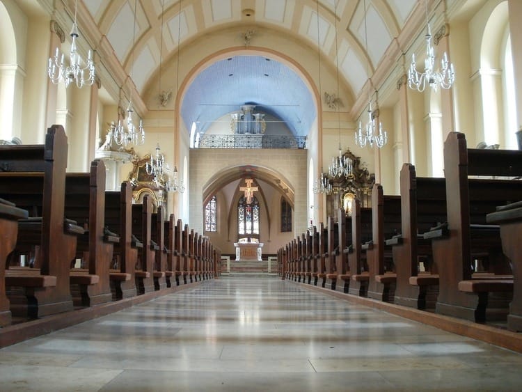 Altar in der Kirche